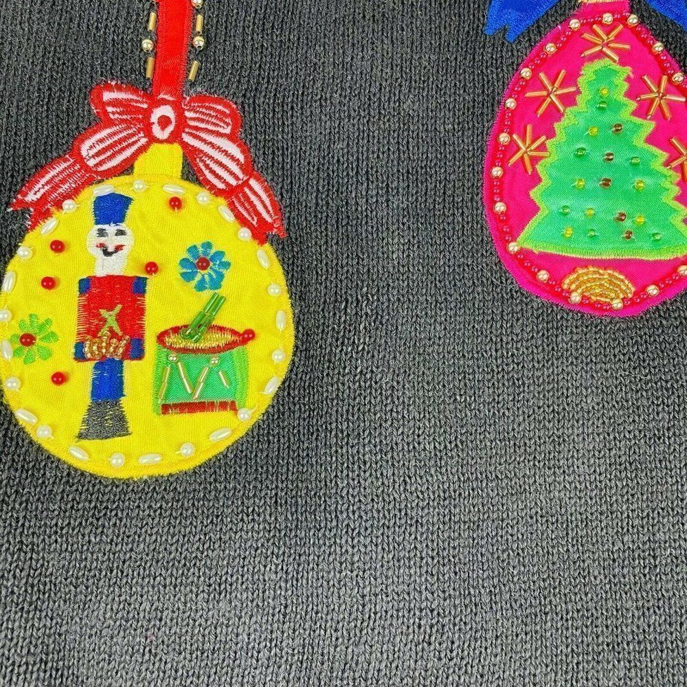 Vintage Lisa International M Christmas Sweater Ornaments Beaded Ugly Tacky Tree - Picture 8 of 9